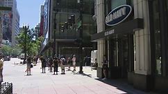 Old Navy store on State Street closing