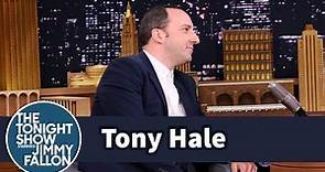 Tony Hale Is Pretty Sure His Wife Doesn't Like Him