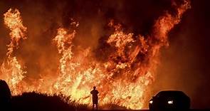 火燄山真實版！南加州野火肆虐逼近洛杉磯外圍 近3萬人緊急撤遷-風傳媒