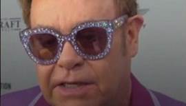Happy Birthday! Elton John wird heute 76 Jahre alt• PROMIPOOL