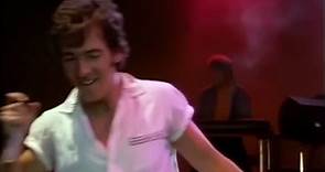 Bruce Springsteen - Dancing In the Dark (Official Video), Full HD, Digitally Remastered and Upscaled - Vídeo Dailymotion