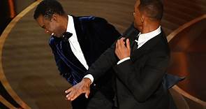 Will Smith da una bofetada a Chris Rock en el escenario de los Premios Oscar