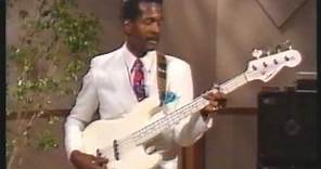 Larry Graham Right Hand Technique