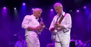 Peter White and Dave Koz perform "Glow" LIVE - 2017