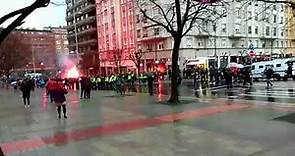 Athletic de Bilbao-O.Marsella: Petardos y Bengalas en la Marcha de los Ultras