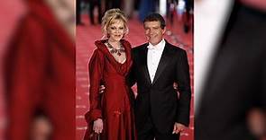 Antonio Banderas Talks Co-Parenting With Melanie Griffith & Reveals If He’d Ever Get Married Again