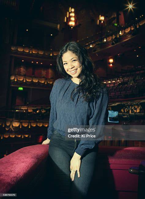 Eva Noblezada