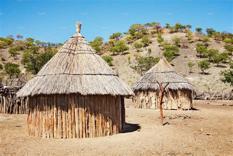 HUTS