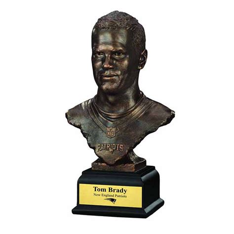 Tom Brady statue