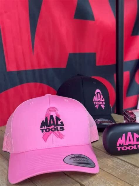 2019 Mac Tools Breast Cancer Catalog