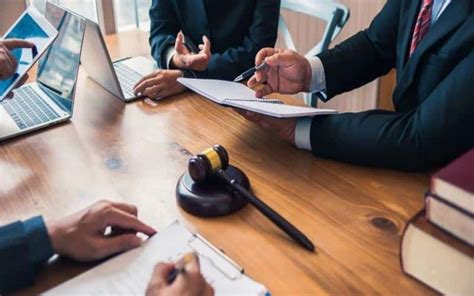 A Comprehensive Guide to Arbitration Lawyers with Experience in Corporate Law