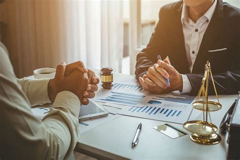 A Comprehensive Guide to Legal Experts for Legal Advice