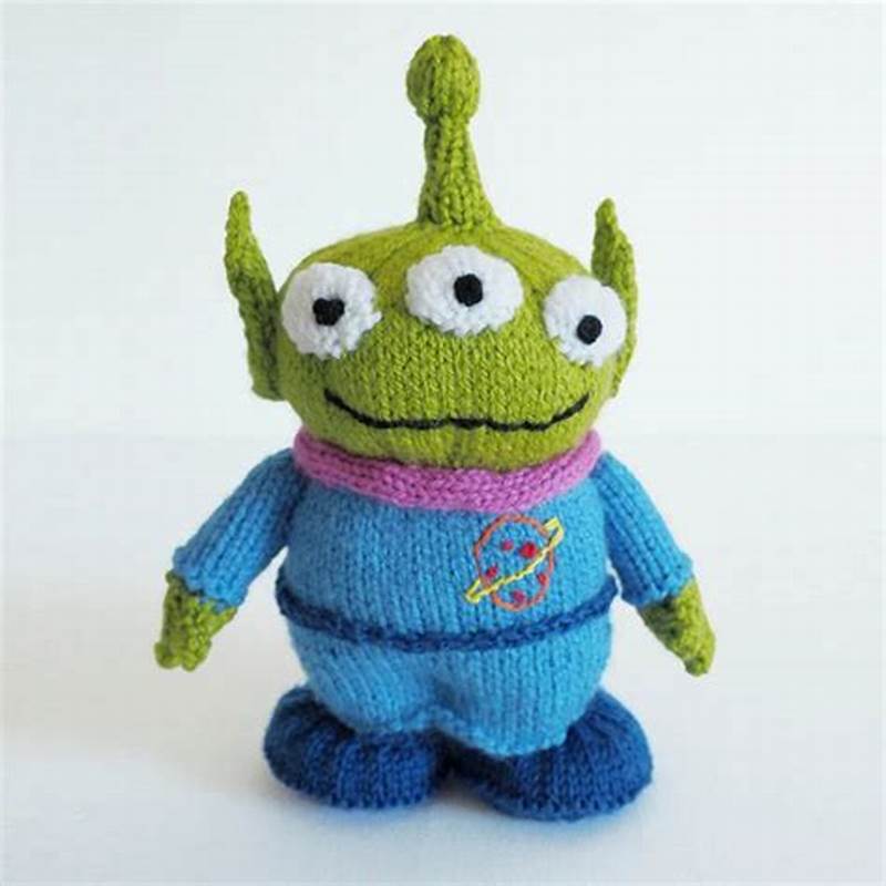 Alien Knitting Pattern
