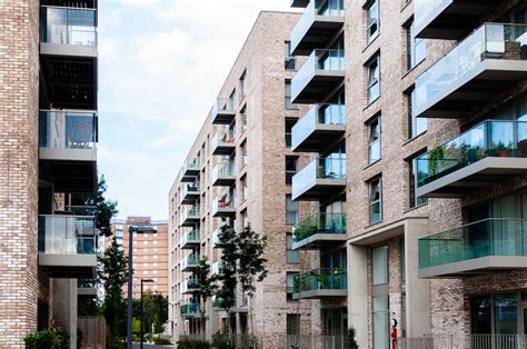 Apartment building