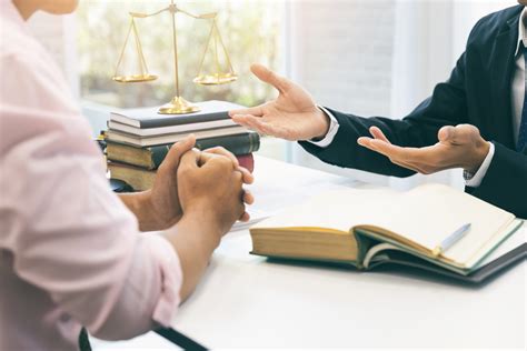 Avoiding Arbitration Lawyers for Real Estate Issues: A Guide to Effective Resolution