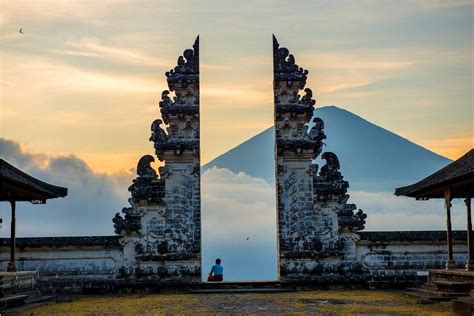 Awan di Bali