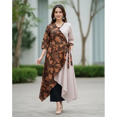 Baju Batik Asimetris Modern