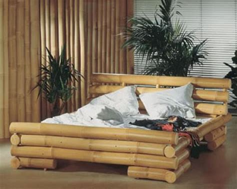 Furnitur outdoor dari bambu kuning