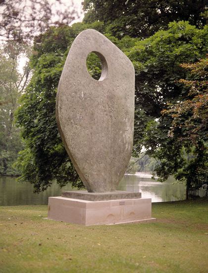 Barbara Hepworth Single Form