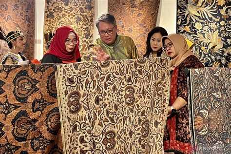 Batik Cap vs Batik Tulis