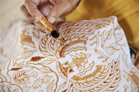 Batik Tulis Process