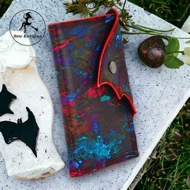 Batwing Wallet Pattern