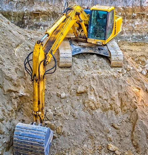 Behind the Scenes of a Machine Reviews Excavator Testing Facility