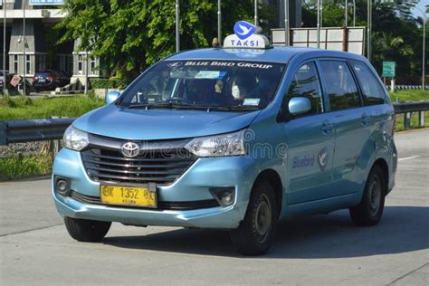 Blue Bird Taxi