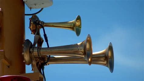 Boat horn