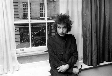 Bob Dylan Sells Catalog