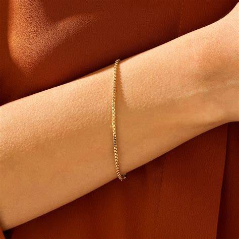 Box Chain Gold Bracelet