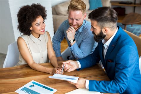 Membangun Hubungan Baik dengan Client