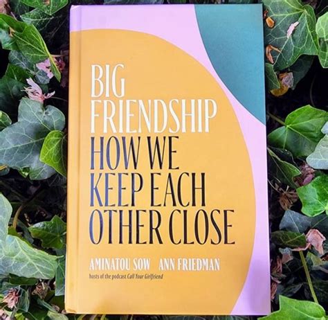 Buku Persahabatan