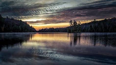 Danau yang Tenang