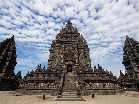 Candi Prambanan Trimurti