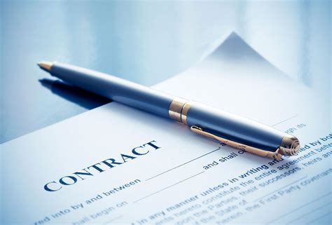 Certified Contract Lawyer Explained: Navigating Complex Agreements