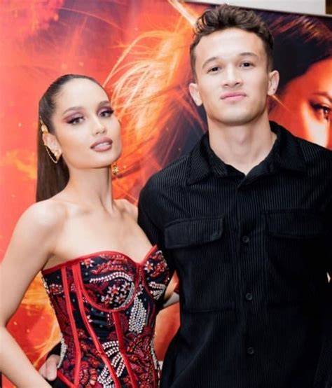 Cinta Laura dan Arya Vasco Pasangan Selebriti