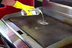 Cleaning a Commercial Flat Grill
