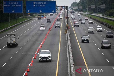 Contraflow di Tol Japek