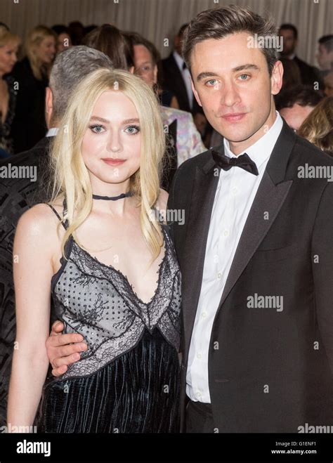 Dakota Fanning and Jamie Strachan