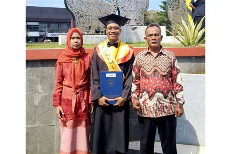 Dhafa Lulusan Terbaik Unsoed