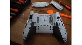 Disassemble xbox one controller