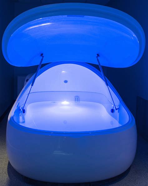 Do you actually float in a float tank