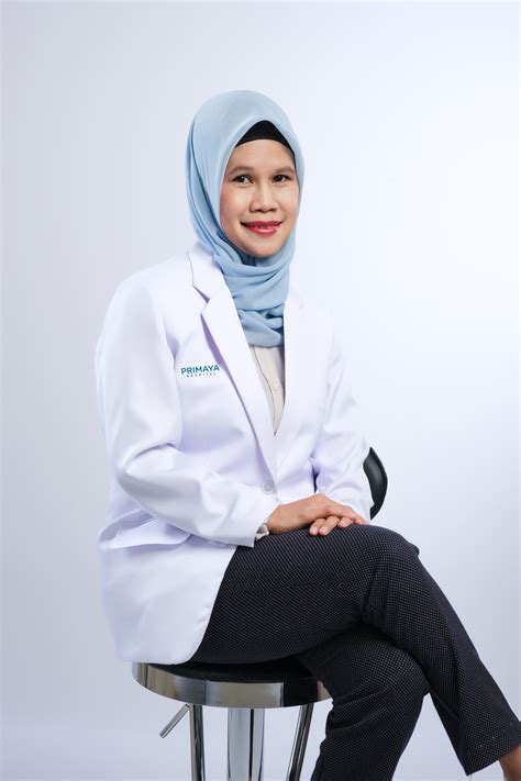 Dr. Natalia Rachmawati, Sp. KG.
