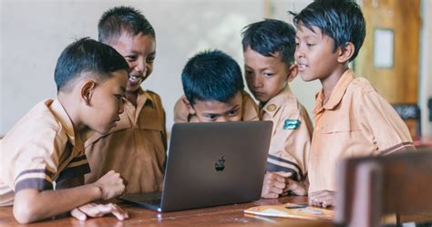 Edukasi Digital di Indonesia