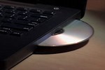 Eject CD in Laptop