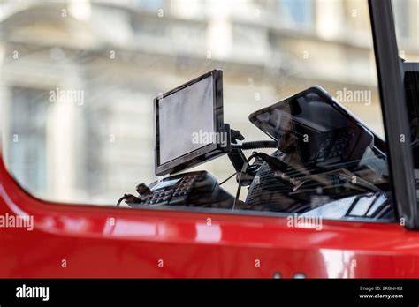 Emergency service car with GPS