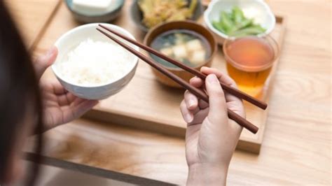 Etika Makan di Restoran Jepang