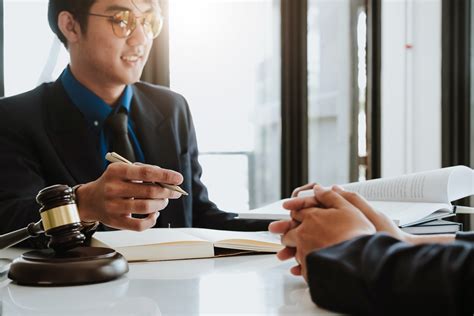 Finding the Right Top Lawyer for Family Law Issues: A Comprehensive Guide