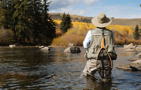 Fly-fishing-instructor